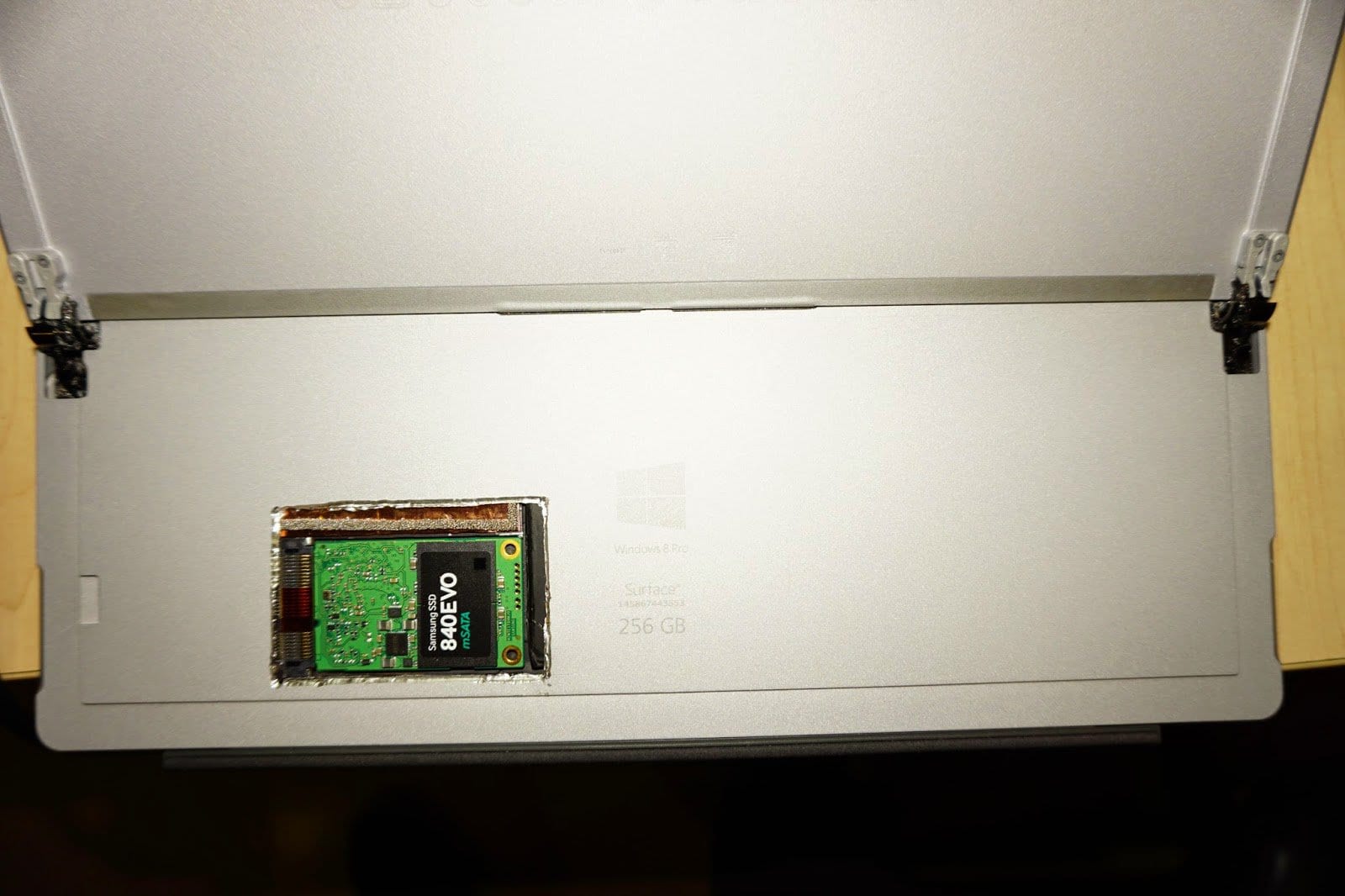 Man forcefully installs 1TB SSD by cutting his Surface Pro 3!!