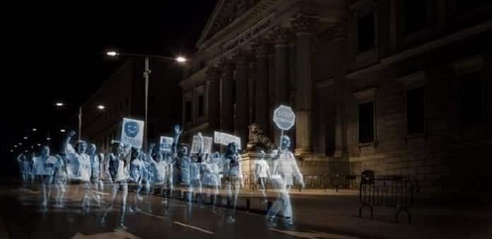 First Hologram protest in history against Spain's draconian gag law