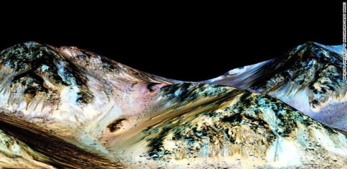 NASA says strong evidence of both frozen and liquid water found on Mars