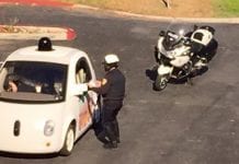 Policeman pulled over Google's self driving car for driving slowly