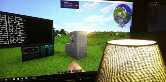 This hack will let you control your smart bulbs using Minecraft