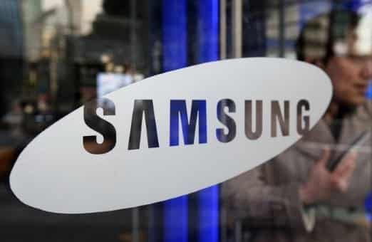 Samsung has agreed to pay Apple $548m (£362m) as part of a deal to settle a long-running patent dispute