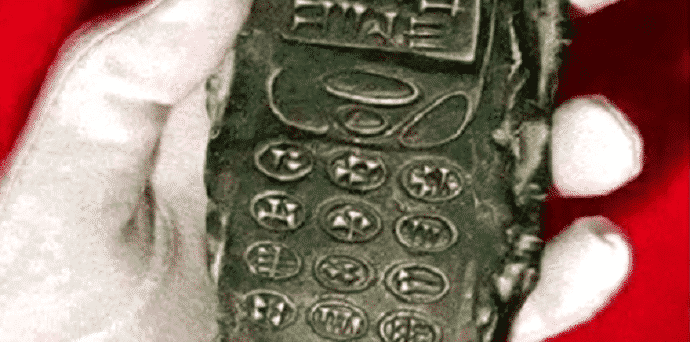 Truth about '800-year-old mobile phone' that was left behind by Aliens