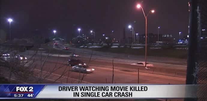 Man dies in an accident while watching porn when driving