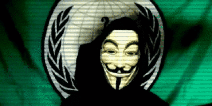 Anonymous doxes Miami police officer who had doxed an innocent woman