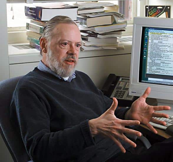Top Ten Programmers of All Time   TechWorm - 29