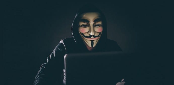 Anonymous linked hacker asked to hand over crypto keys to United States