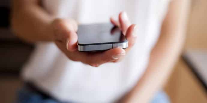Women Are More Addicted To Smartphones Than Men Finds Study