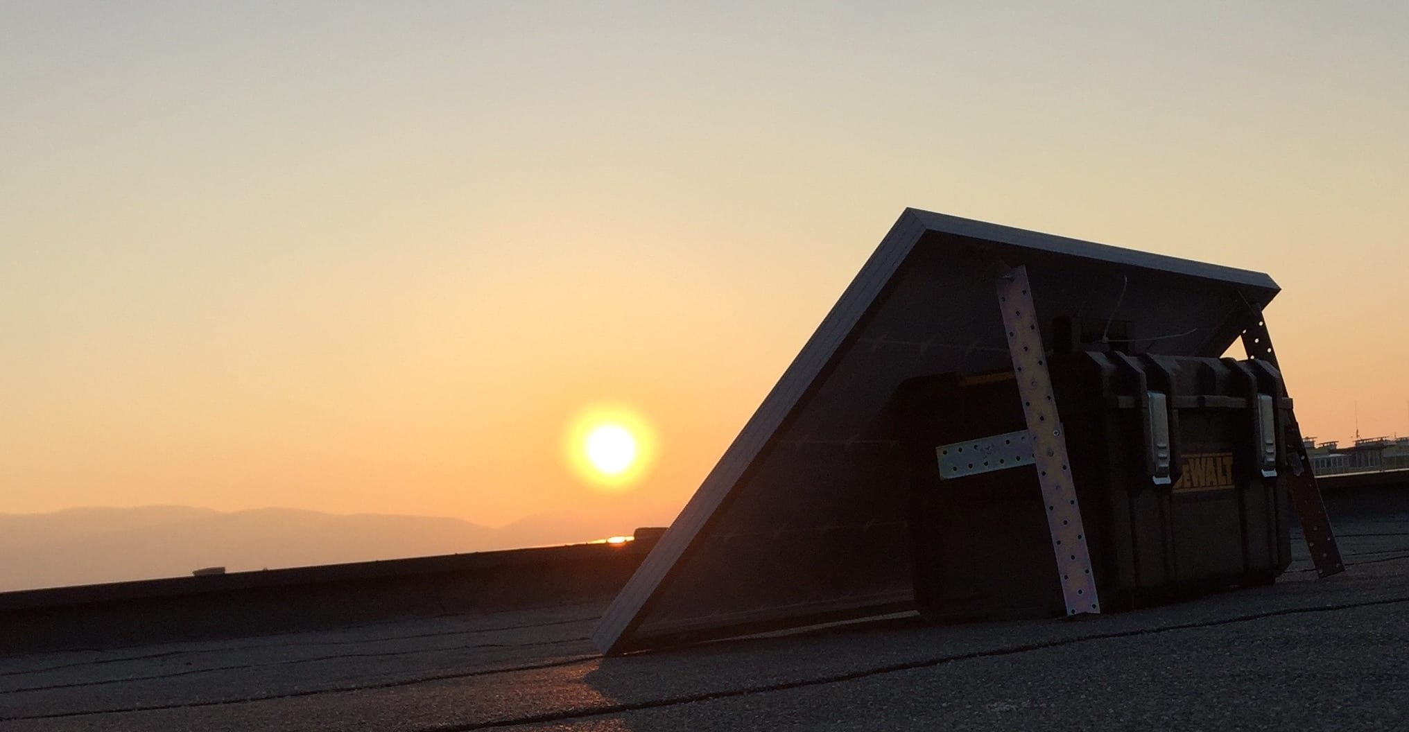 Reddit user creates a solar powered Rpi server that runs 24 7 TechWorm - 54
