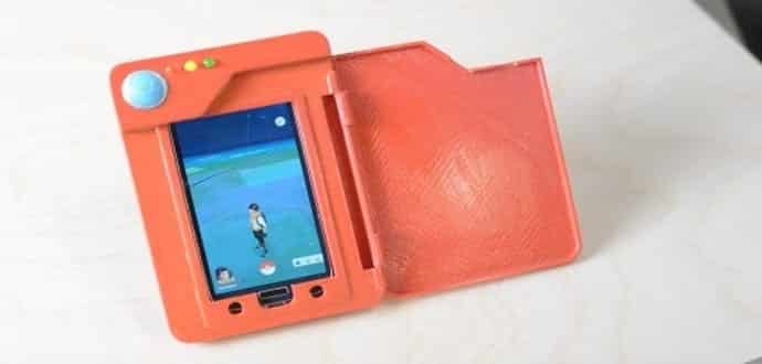 Pokémon Master Builds Battery Charging Pokédex Phone Case