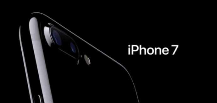 iPhone 7 released, comes in ‘Jet Black’ and Black versions with dual camera’s, No 3.5 mm headphone jacks