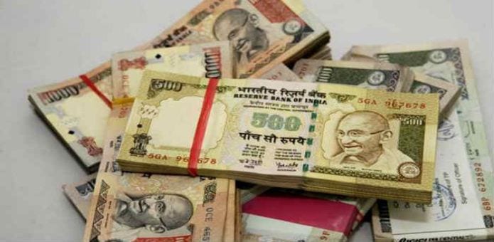 Rs.500 ($7) and Rs.1000 ($15) notes scrapped in India from midnight of 8th November 2016