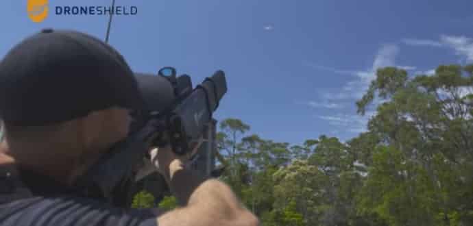This anti-drone gun can shoot down targets from 1.2 miles away