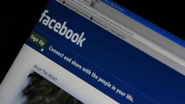 Facebook is asking users to upload nudes to stop revenge porn online