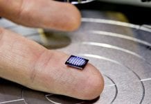 IBM Unveils The World's Smallest Computer , That Is Smaller Than A Grain Of Salt