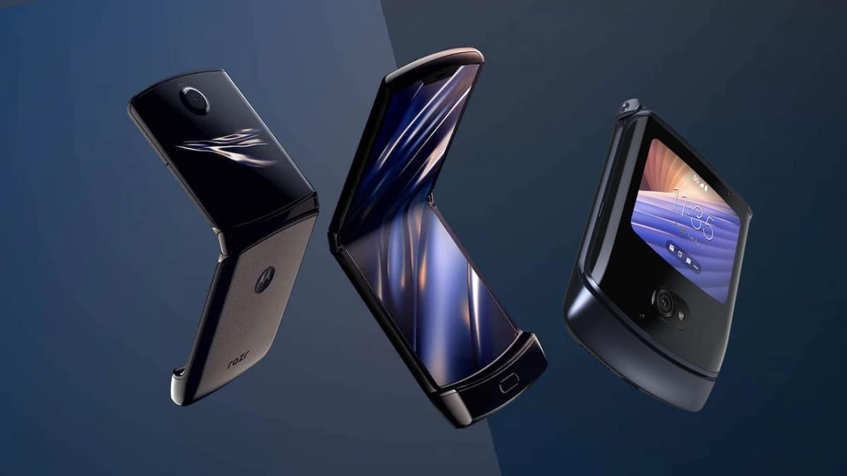 Motorola Launches Its Next-Gen Foldable Smartphone, The Razr 5G