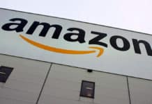 Amazon layoffs employees