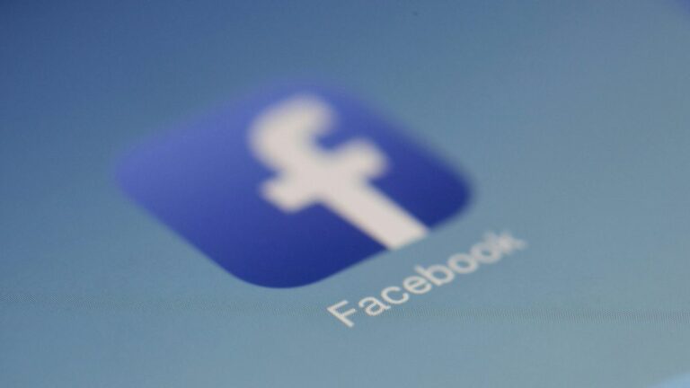 Find IP Address from Facebook Photo