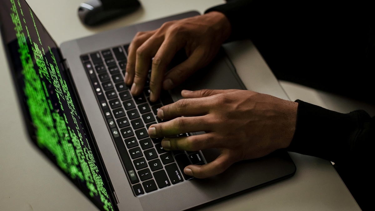 Hackers are exploiting github filezilla to deliver malwares